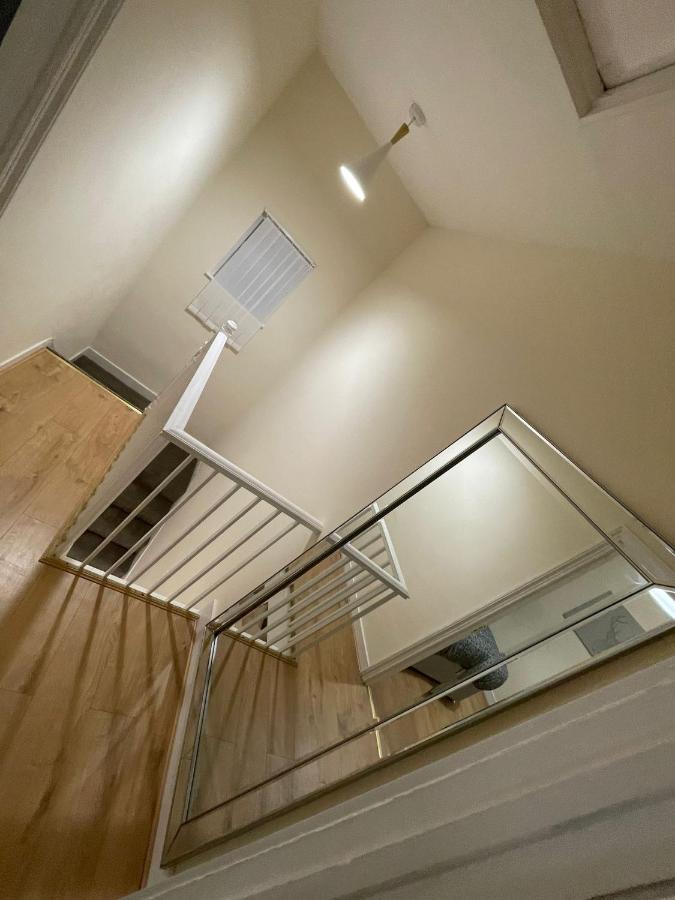 Big 3 Bedroom London House With 2 Bathroom Stadtteil Plumstead Exterior foto