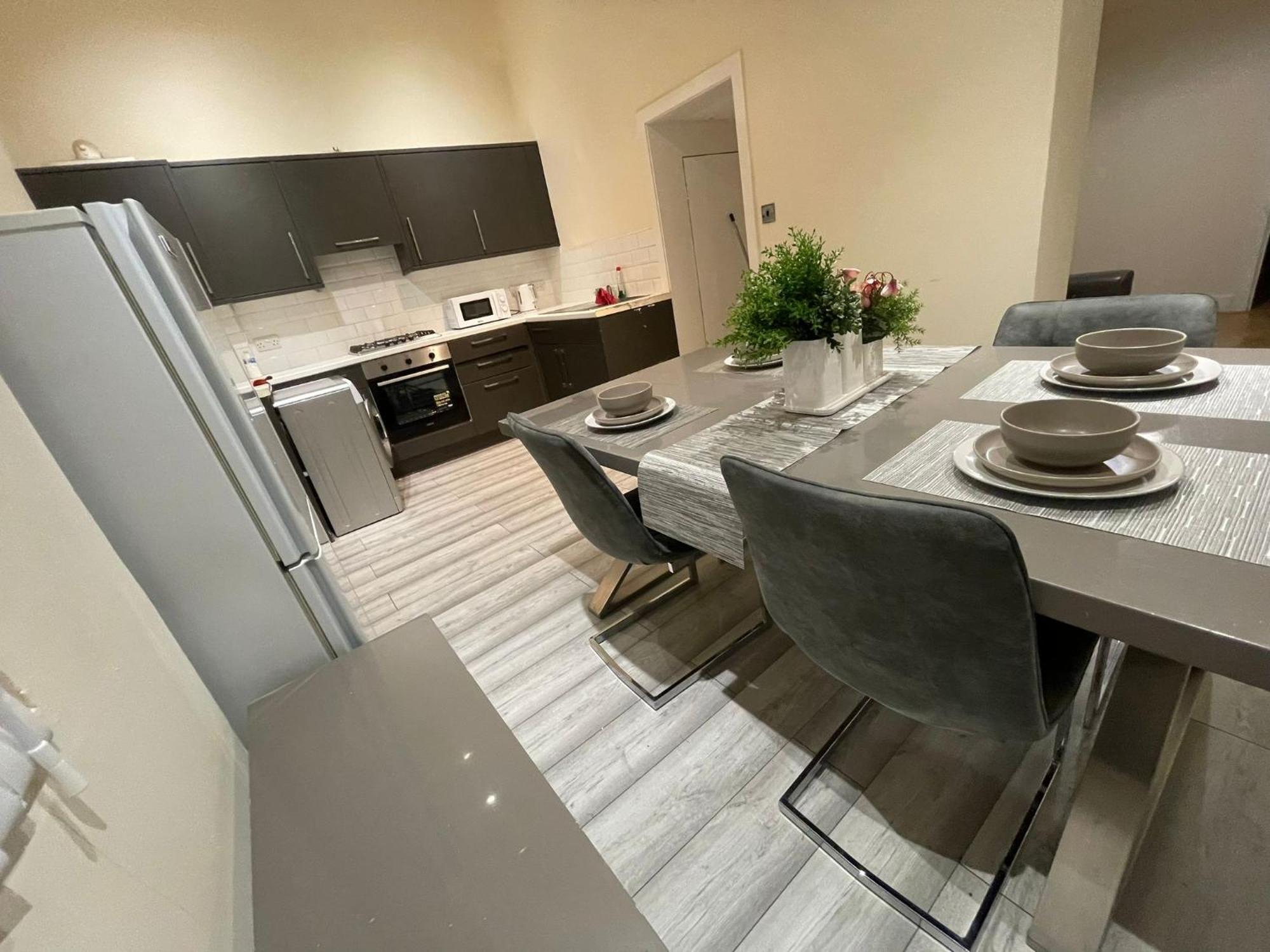 Big 3 Bedroom London House With 2 Bathroom Stadtteil Plumstead Exterior foto